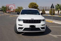 جیپ گراند شیرۆکی